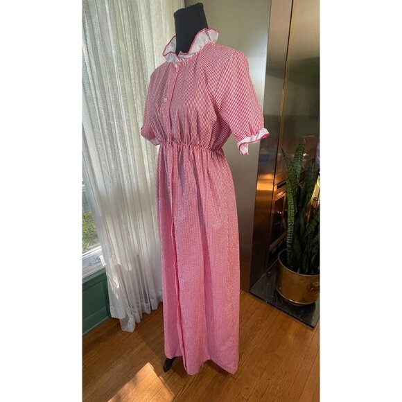 Vintage 70s dress, red striped long shirtdress with elastic waist, ruffled - Picture 2 of 9